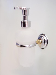 Държач на дозатор за течен сапун стъкло хром злато
